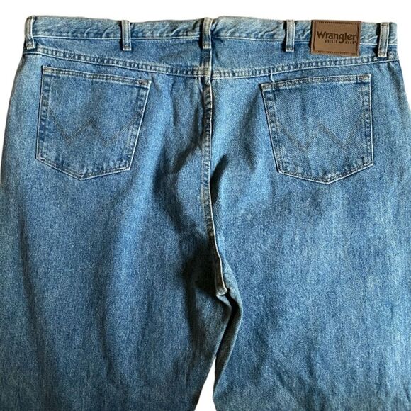 Wrangler Men's Rugger Wear Classic Fit Straight Leg Jeans Size 48x30 Rough Wash - Picture 11 of 16